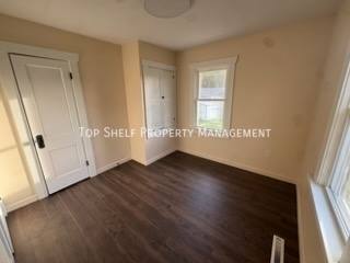 House for rent at 217 E 14th St N, Newton, IA 50208