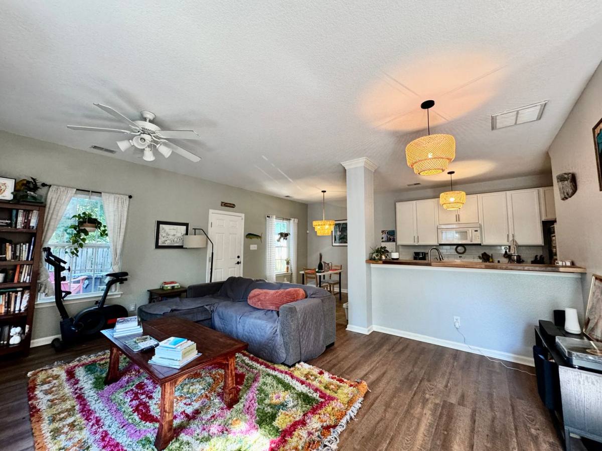 Townhouse for rent at 1502 Old Virginia Beach Rd, Virginia Beach, VA 23454
