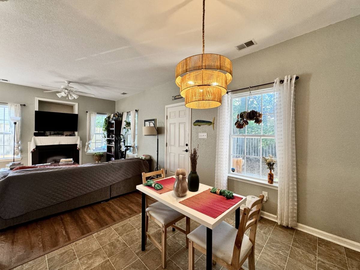Townhouse for rent at 1502 Old Virginia Beach Rd, Virginia Beach, VA 23454