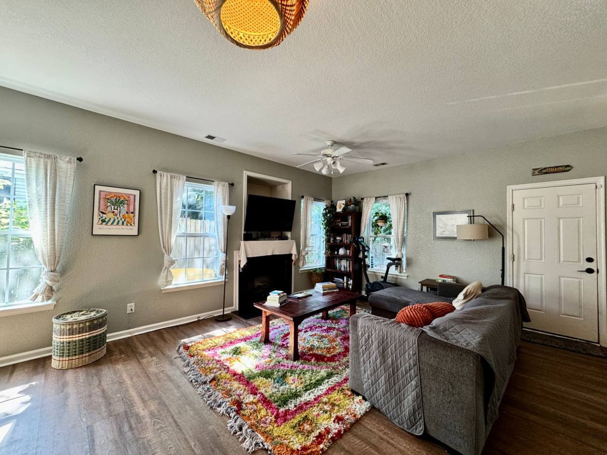 Townhouse for rent at 1502 Old Virginia Beach Rd, Virginia Beach, VA 23454