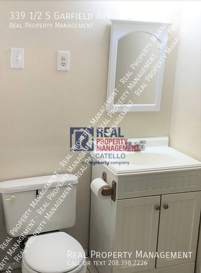 House for rent at 339 1 2 S Garfield Ave, Pocatello, ID 83204