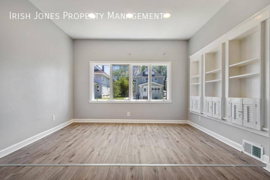 Apartment for rent at 76 Hammerschmidt Ave, Buffalo, NY 14210