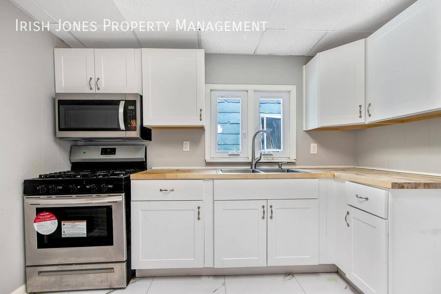 Apartment for rent at 76 Hammerschmidt Ave, Buffalo, NY 14210