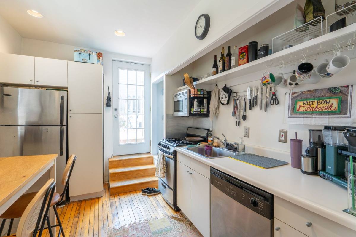 Apartment for rent at 1500 S St, Philadelphia, PA 19146