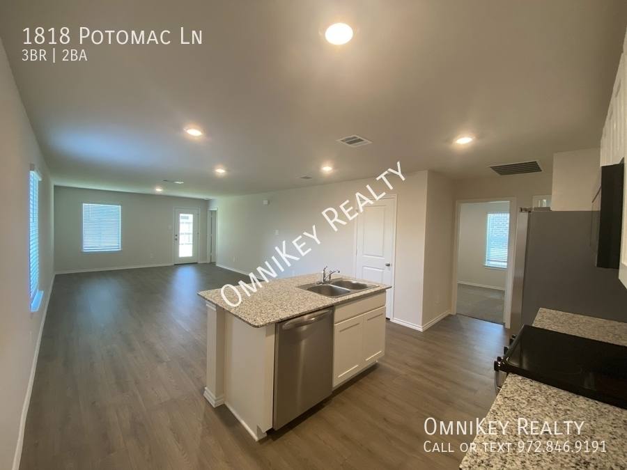 House for rent at 1818 Potomac Lane, Blue Ridge, TX 75424
