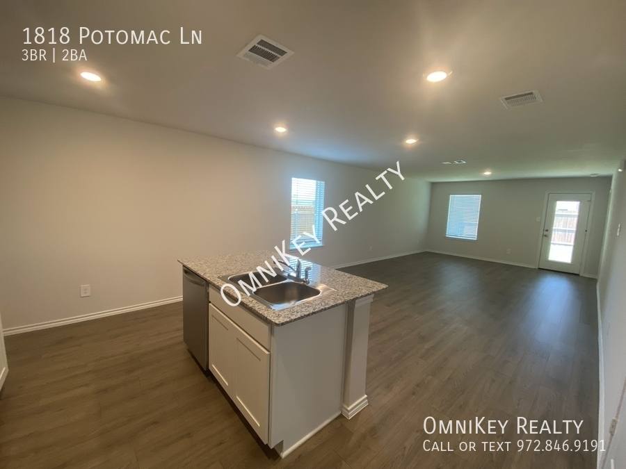 House for rent at 1818 Potomac Lane, Blue Ridge, TX 75424