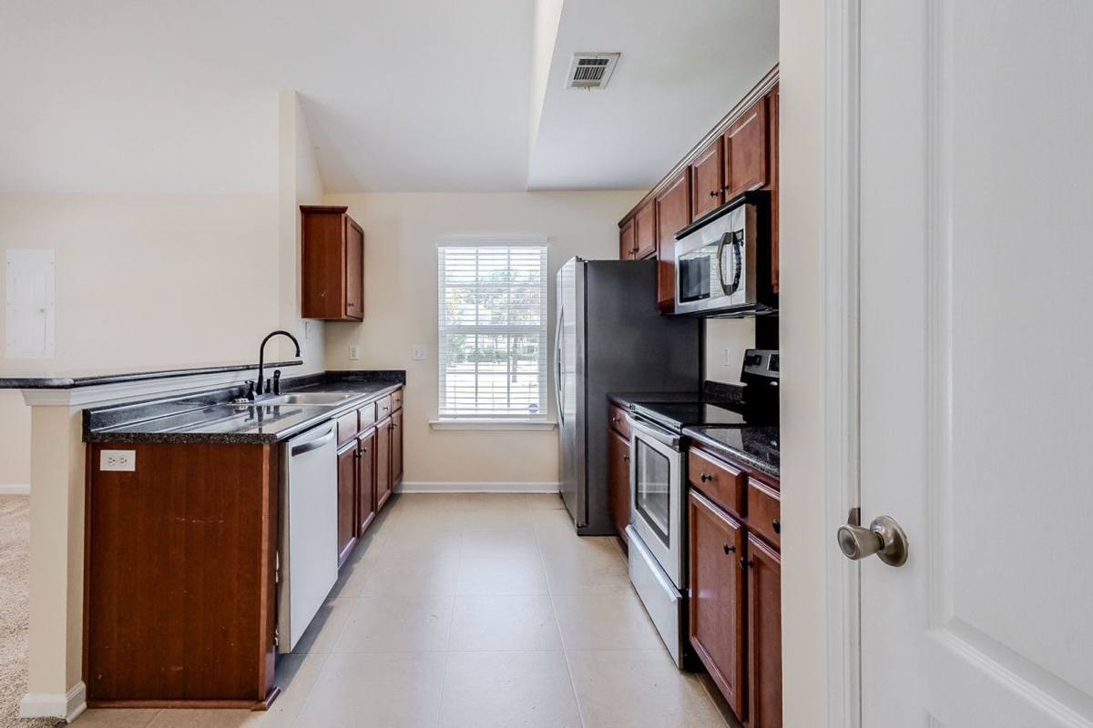 House for rent at 16 Castello Ave, Savannah, GA 31419