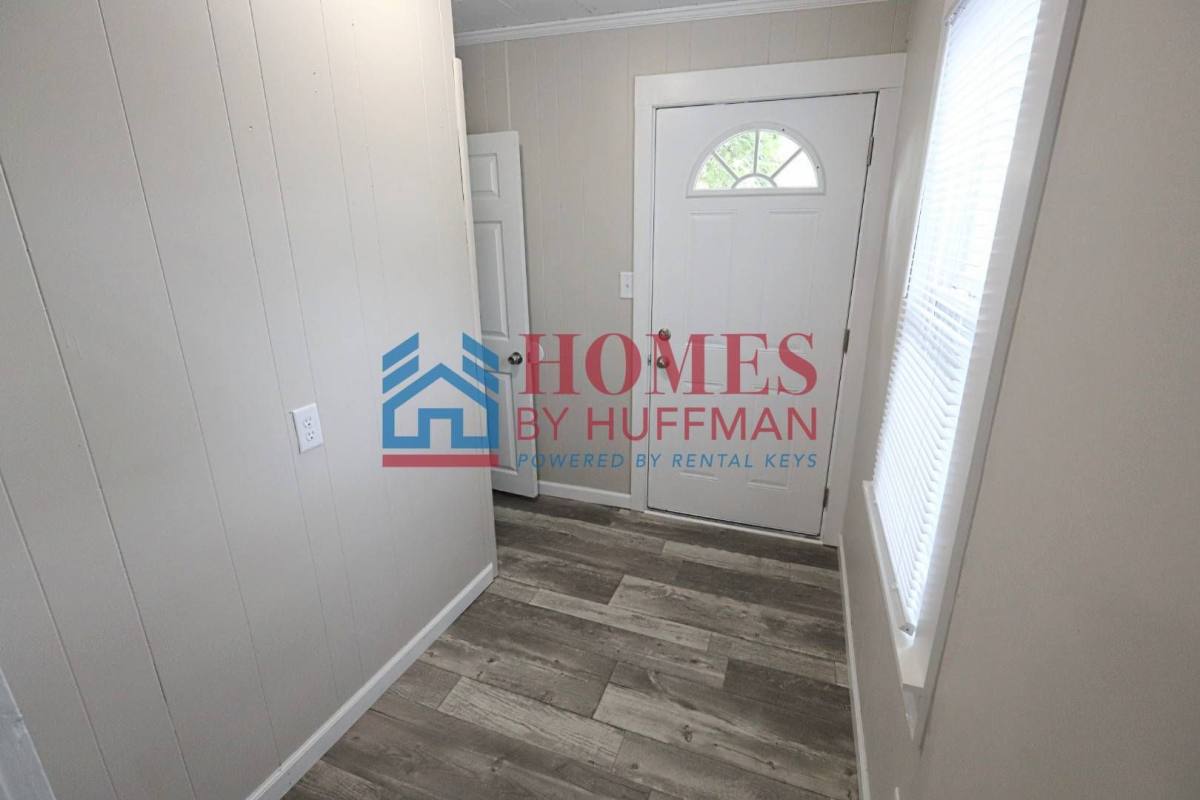 House for rent at 1303 E Indiana St, Evansville, IN 47711