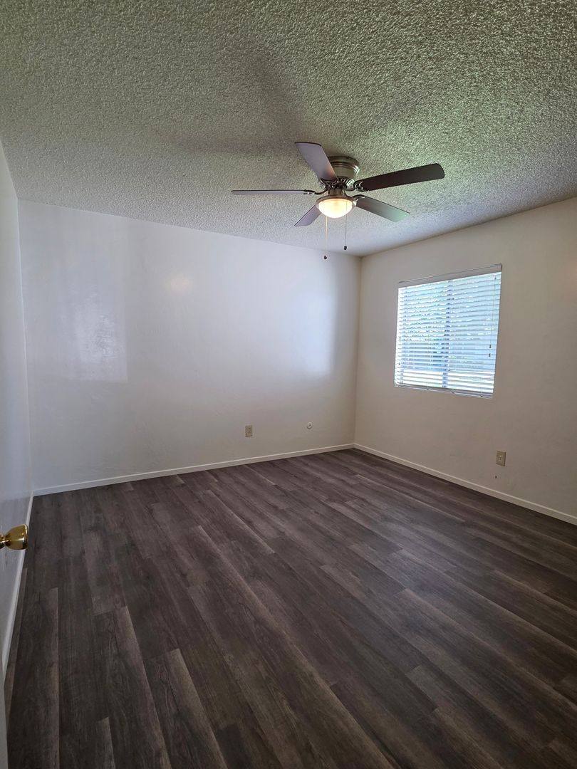 Apartment for rent at 2520 Ashe Rd, Bakersfield, CA 93309
