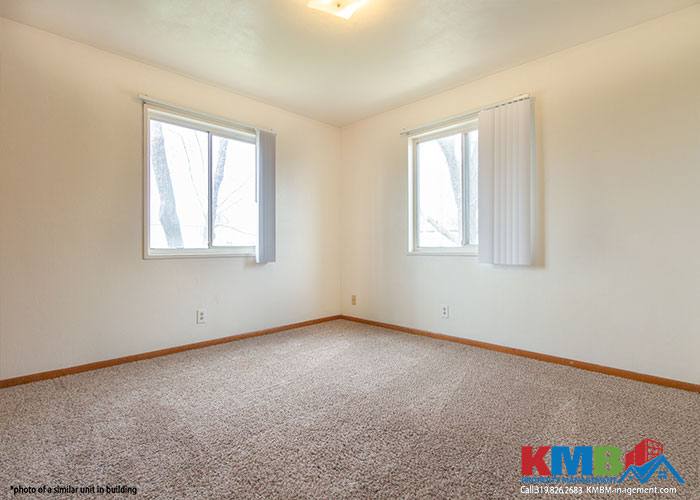 Apartment for rent at 1050 Twixt Town Rd NE #12, Cedar Rapids, IA 52402