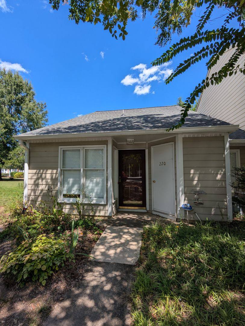 Apartment for rent at 220 St Andrews Lane, Chapel Hill, NC 27517