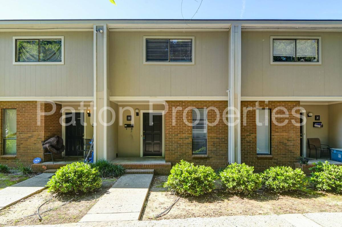Apartment for rent at 828 Suber St, Columbia, SC 29205