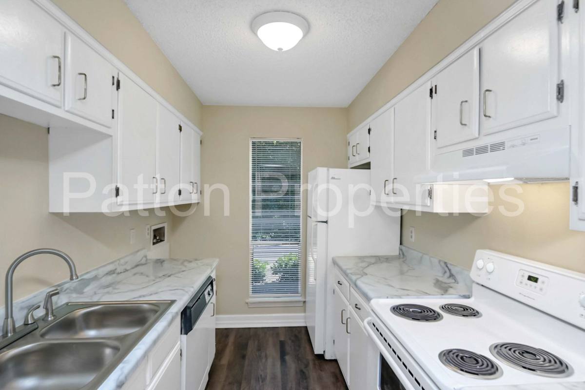 Apartment for rent at 828 Suber St, Columbia, SC 29205
