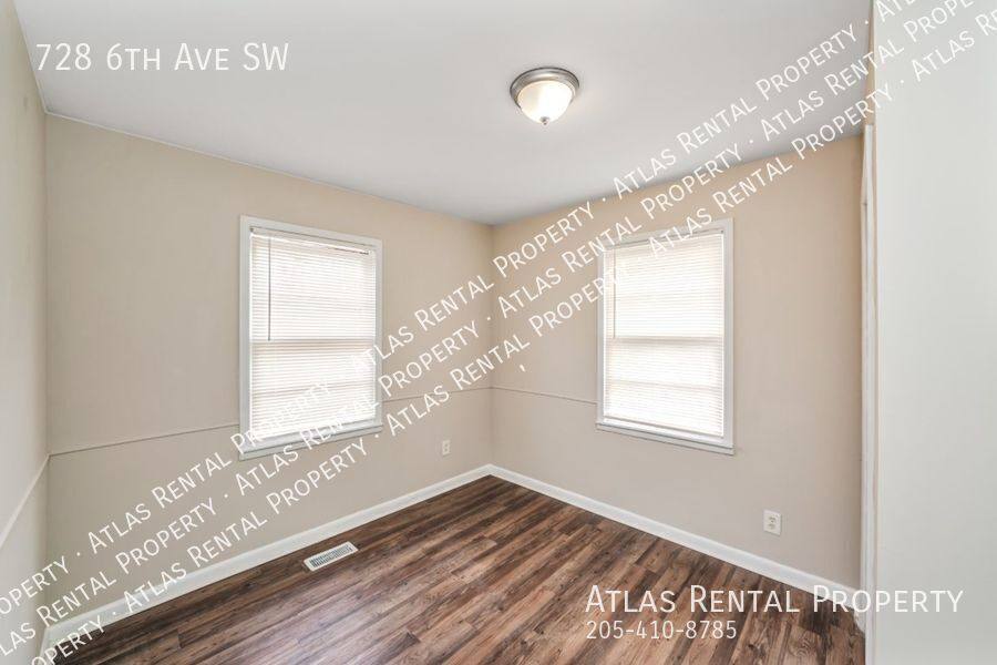 House for rent at 728 6th Ave SW, Childersburg, AL 35044