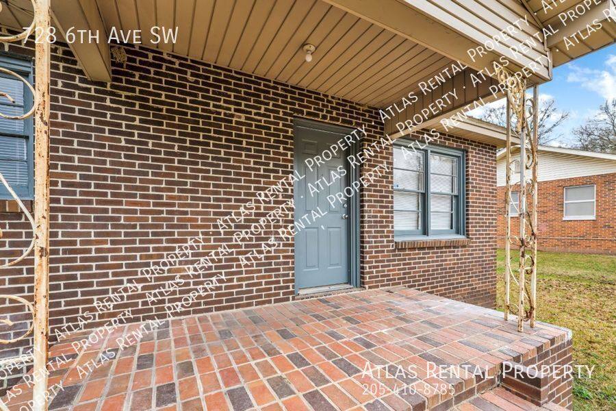 House for rent at 728 6th Ave SW, Childersburg, AL 35044