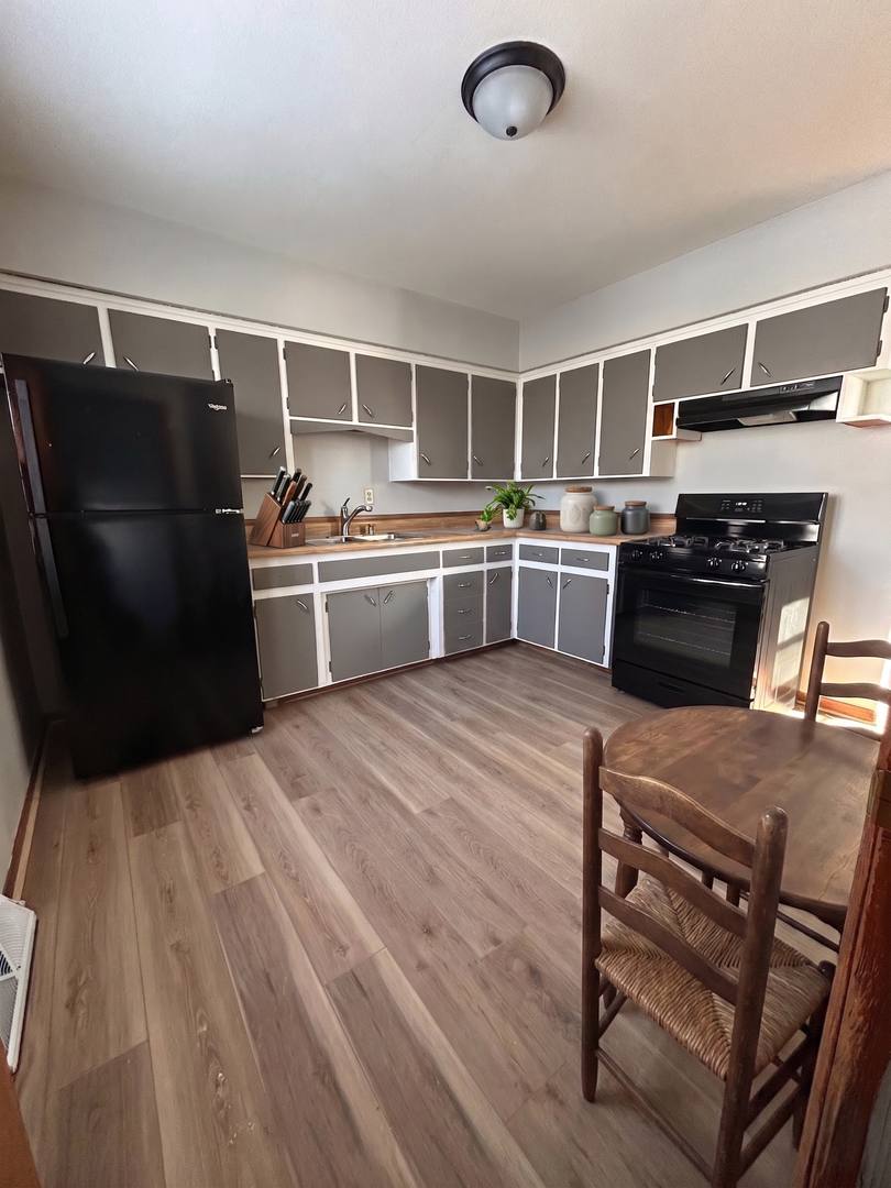 House for rent at 606 Maxwell St, Waterloo, IA 50701