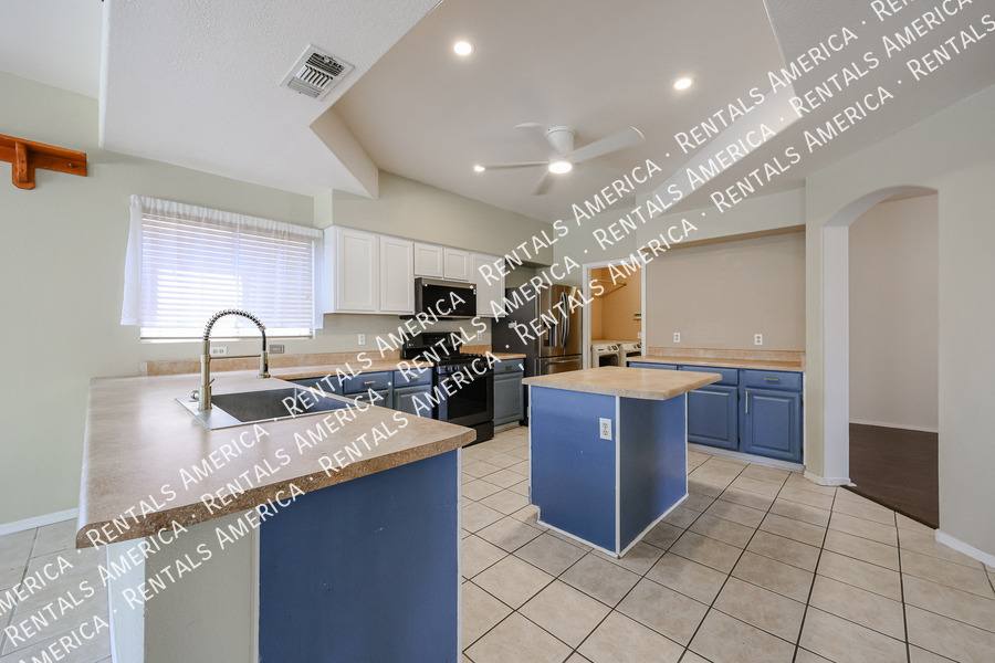 House for rent at 11403 W Crimson Lane, Avondale, AZ 85392