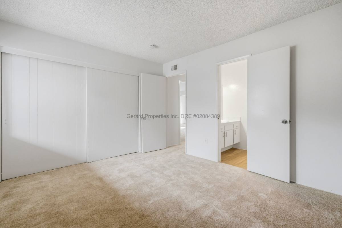 Apartment for rent at 7280 Corsican, Huntington Beach, CA 92647