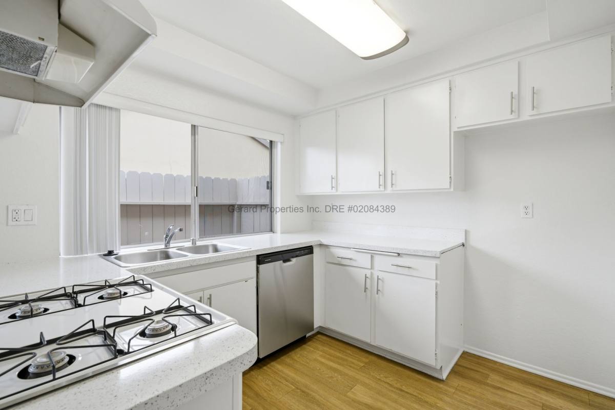 Apartment for rent at 7280 Corsican, Huntington Beach, CA 92647