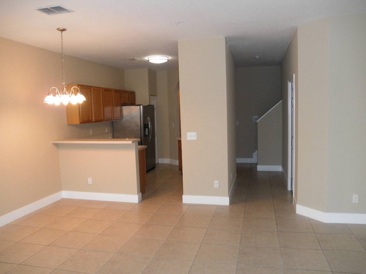 Townhouse for rent at 822 Pipers Cay Dr, West Palm Beach, FL 33415