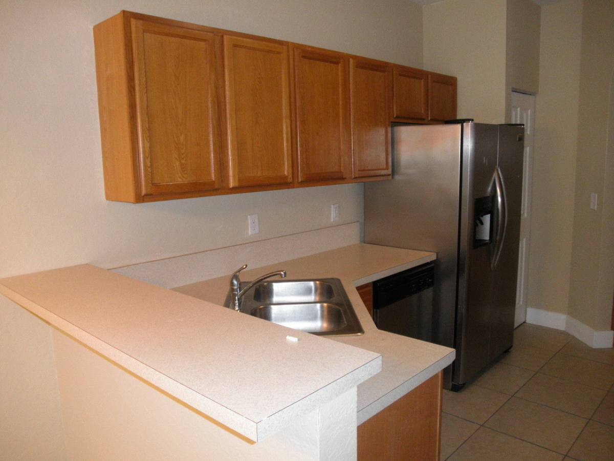 Townhouse for rent at 822 Pipers Cay Dr, West Palm Beach, FL 33415