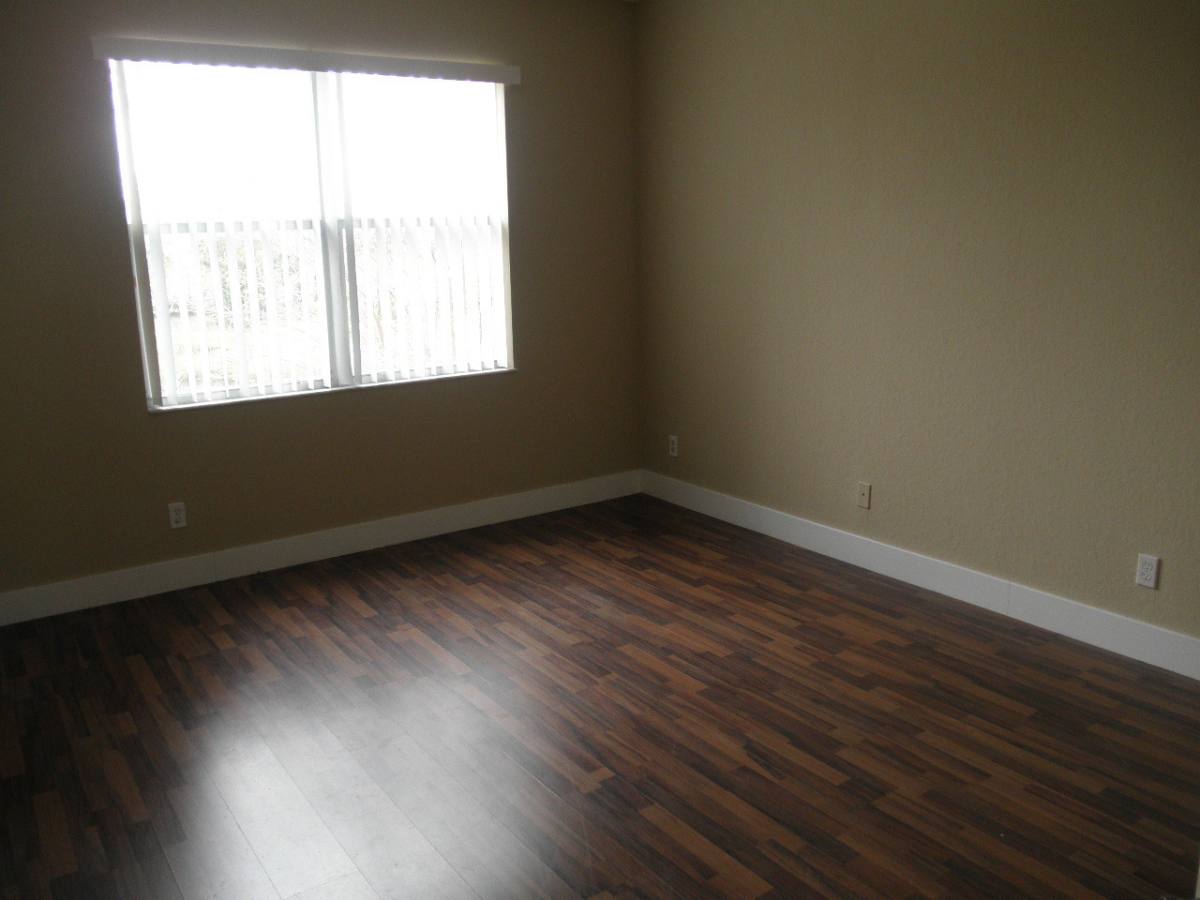 Townhouse for rent at 822 Pipers Cay Dr, West Palm Beach, FL 33415