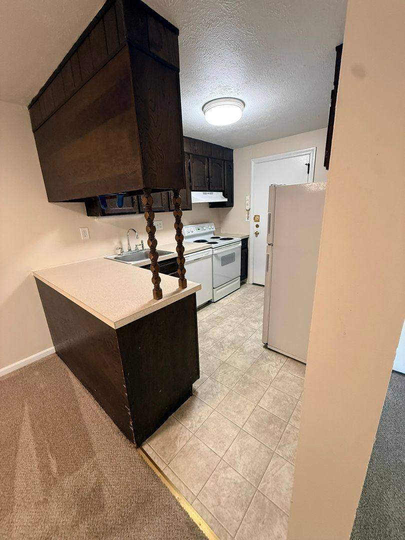 Apartment for rent at 1188 W Middle Turnpike, Manchester, CT 06040