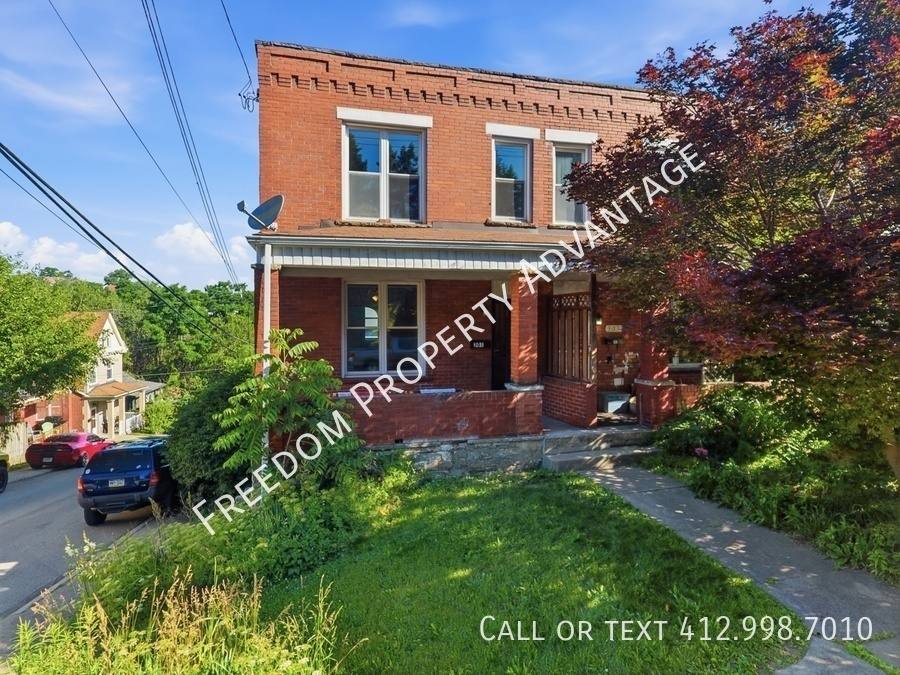 Townhouse for rent at 301 Linnview Ave, Pittsburgh, PA 15210