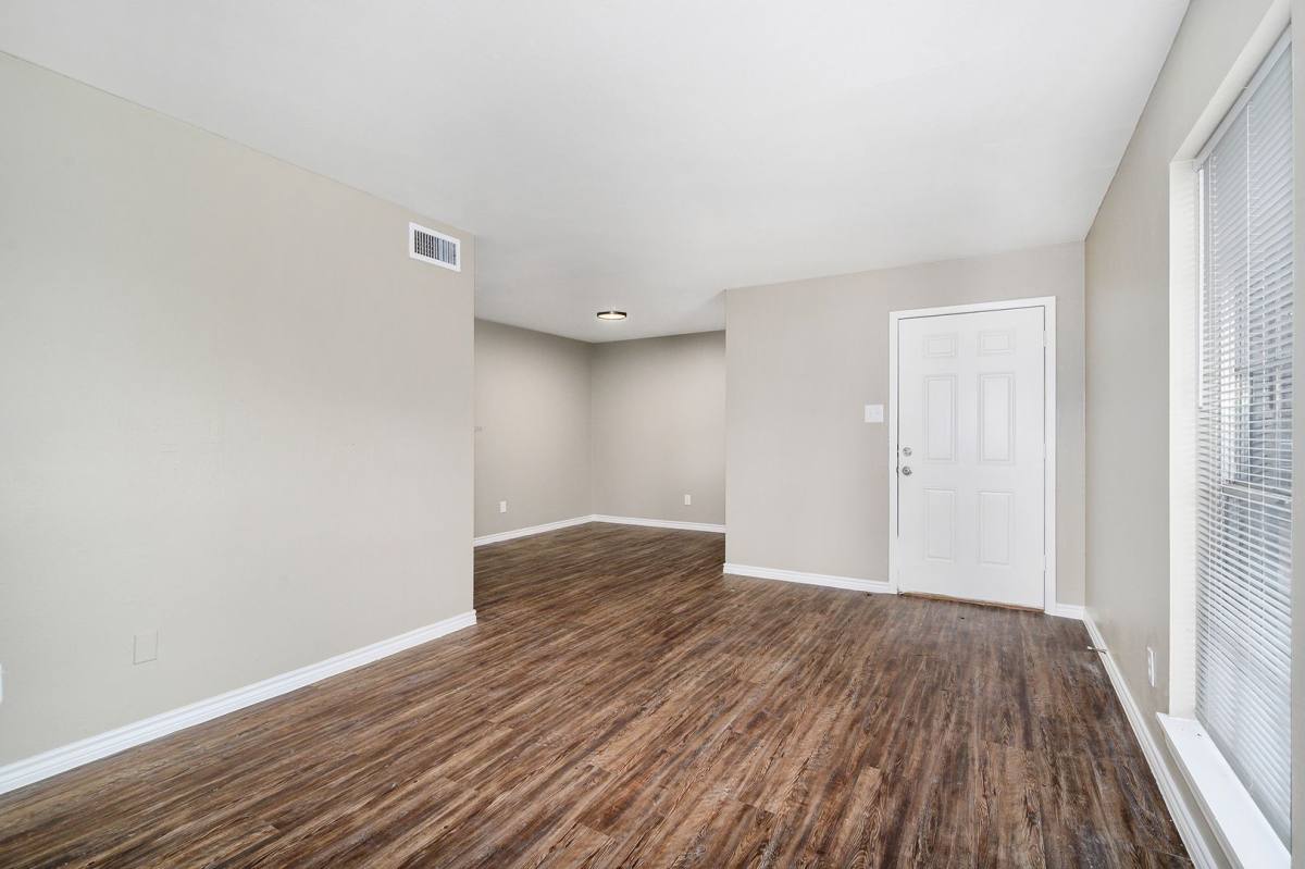 Apartment for rent at 1303 S 2nd St, Conroe, TX 77301