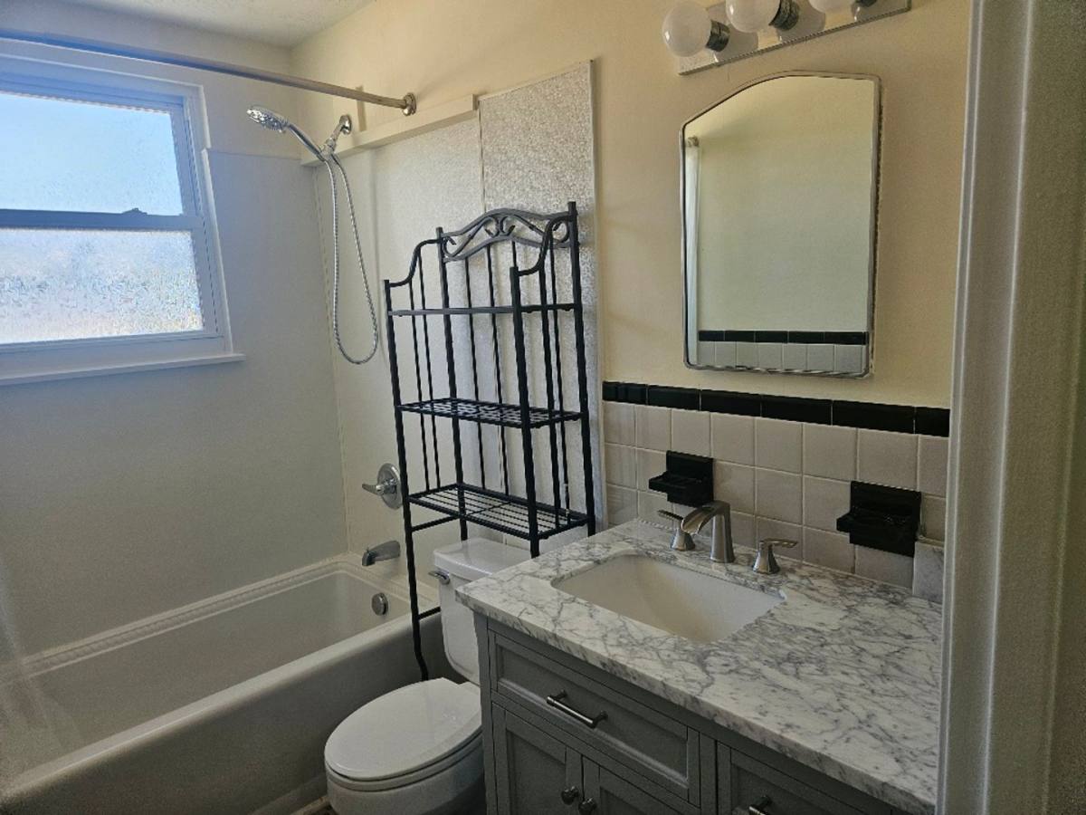House for rent at 913 Old Edgefield Rd, North Augusta, SC 29841