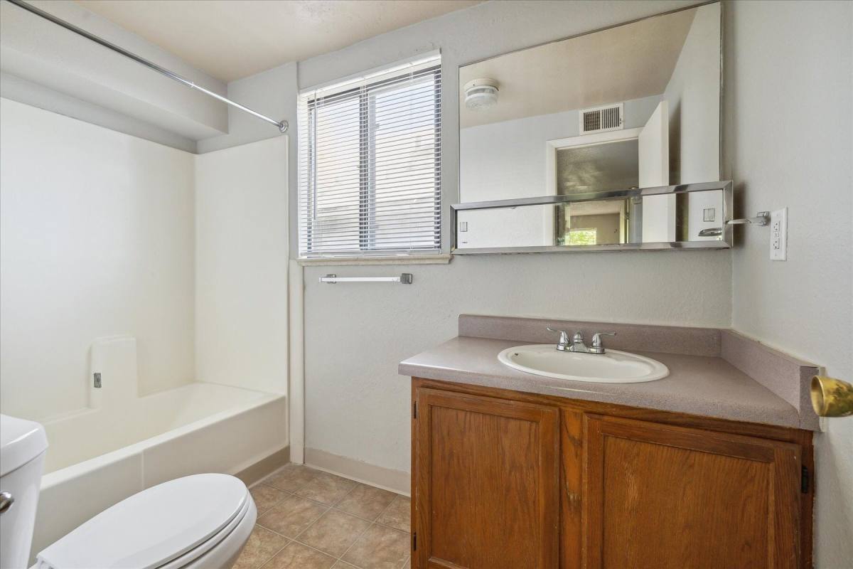 Apartment for rent at 2110 N Williams St #110, Denver, CO 80205