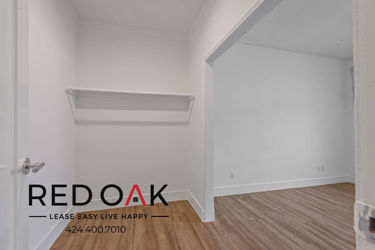Apartment for rent at 859 New Hampshire #106, Los Angeles, CA 90005