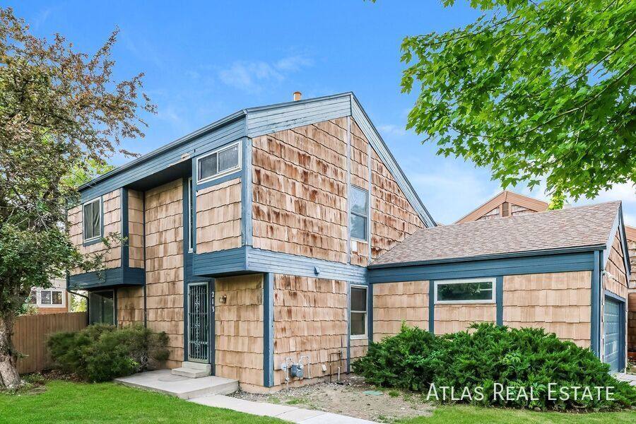 House for rent at 10102 W Ida Ave #213, Littleton, CO 80127