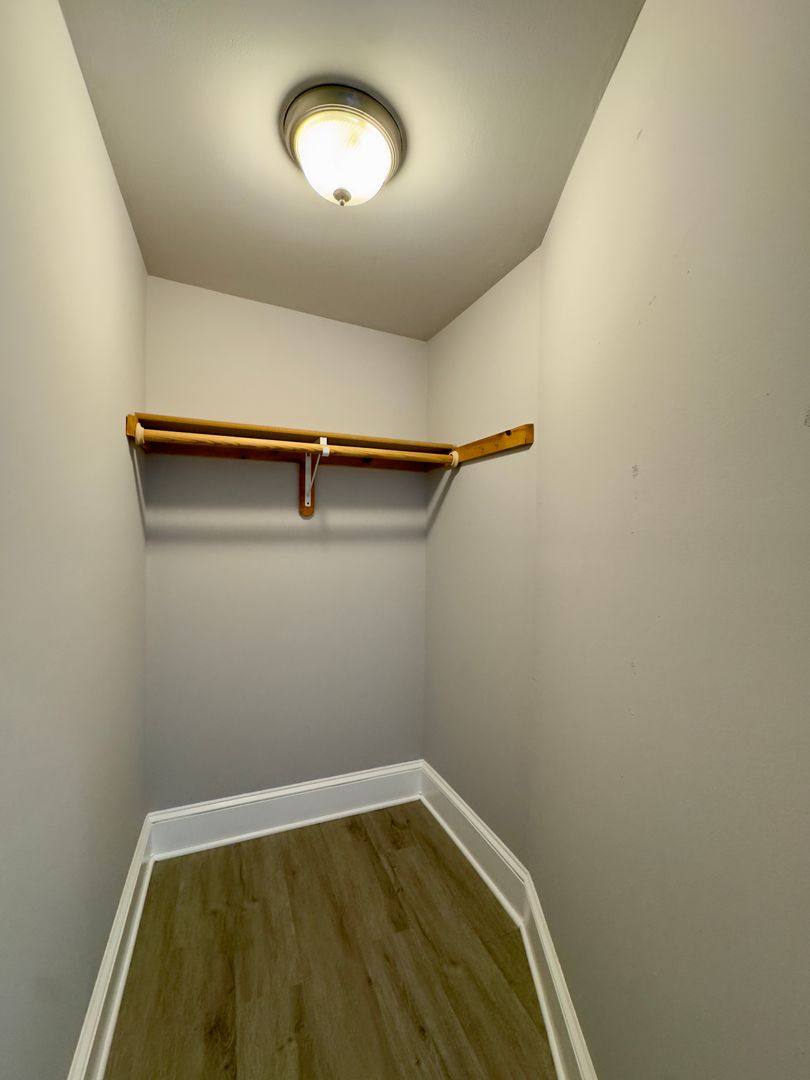Apartment for rent at 1322-1324 Eutaw Place, Baltimore, MD 21217
