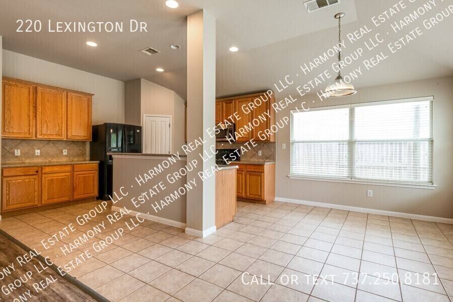 House for rent at 220 Lexington Dr, Austin, TX 78737