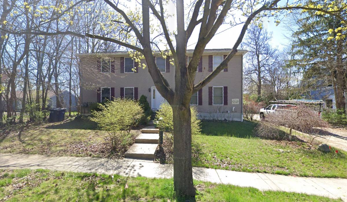 Apartment for rent at 1300 Broadway St, Ann Arbor, MI 48105