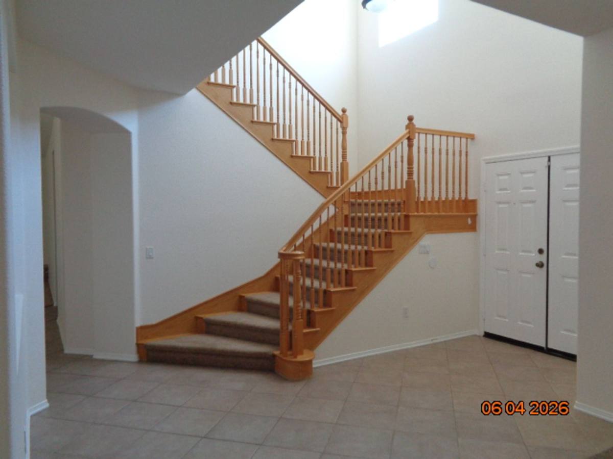House for rent at 2045 W Ave, Lancaster, CA 93536