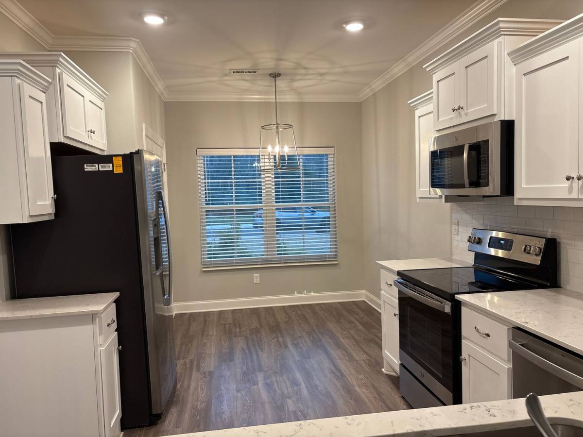 Townhouse for rent at 94 Creekwood Rd, Manchester, TN 37355
