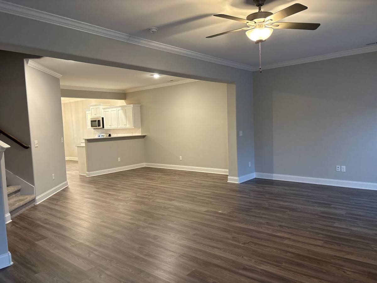 Townhouse for rent at 94 Creekwood Rd, Manchester, TN 37355