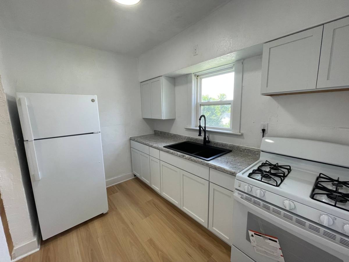 Apartment for rent at 942 Washington St, Wausau, WI 54403