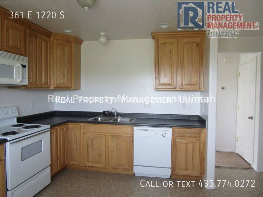 Townhouse for rent at 361 E 1220 S, Vernal, UT 84078