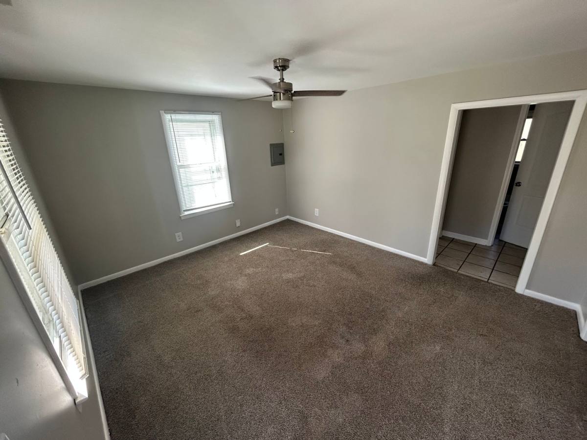 House for rent at 4122 Craig Ave, Louisville, KY 40215
