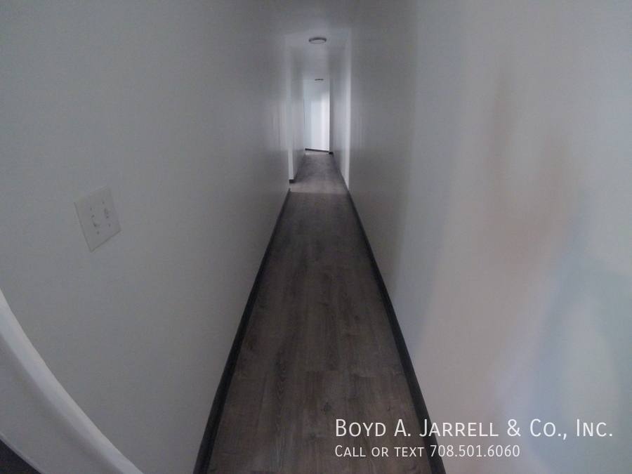 Apartment for rent at 5941 S Michigan Ave #1, Chicago, IL 60637