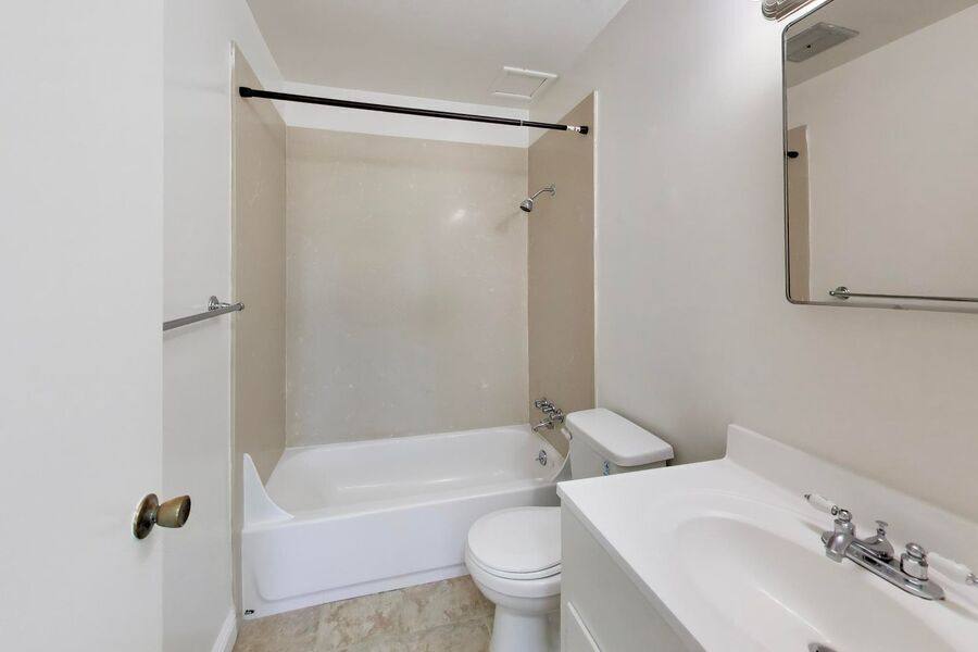 Apartment for rent at 671 Vernon St #310, Oakland, CA 94610