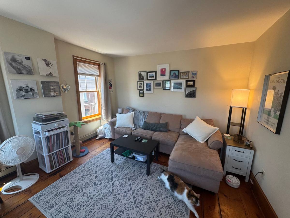 Apartment for rent at 16-24 Market St, Amesbury, MA 01913