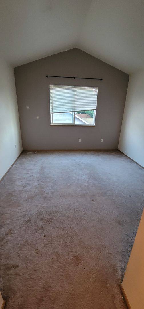 Townhouse for rent at 9504 Chapel Hill Rd, Lake Stevens, WA 98258