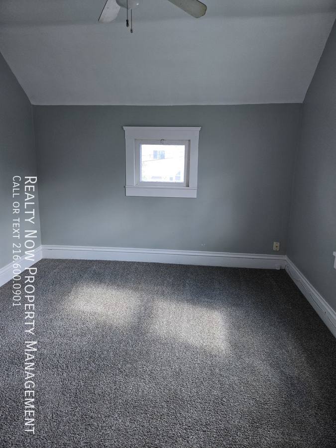 Apartment for rent at 3475 W 46th St #2, Cleveland, OH 44102