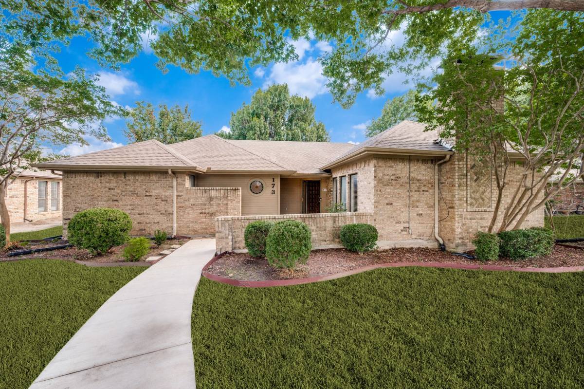 House for rent at 173 Simmons Dr, Coppell, TX 75019