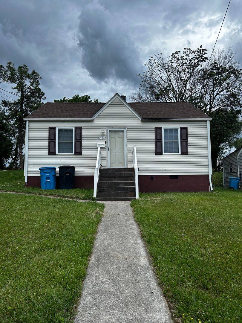 House for rent at 1712 Wayne St NE, Roanoke, VA 24012