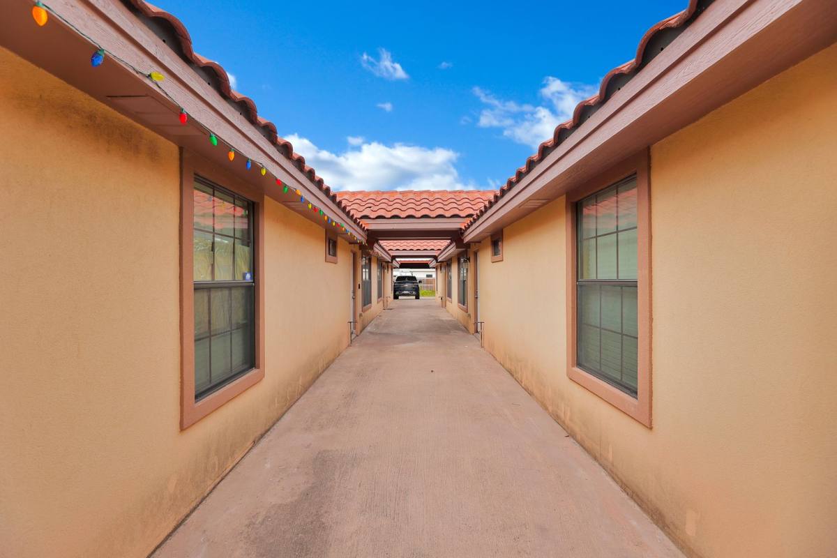 Apartment for rent at 110 S Ridge Lane, San Juan, TX 78589